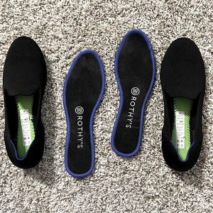 Worn only a handful of times. Practically brand new.